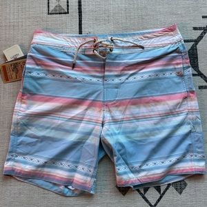 NEW WITH TAGS - Faherty brand - Classic Boardshort - 32 waist - 7” inseam